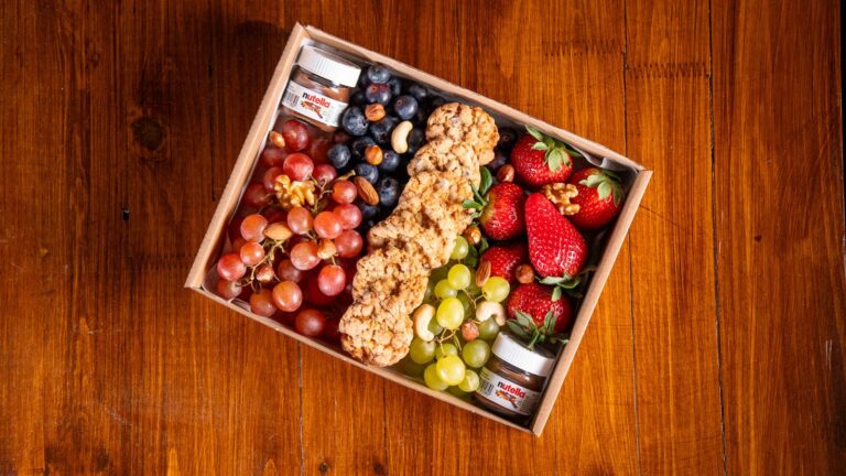 Fruit Box – friss idénygyümölcsök válogatott tálalásban a hajóra